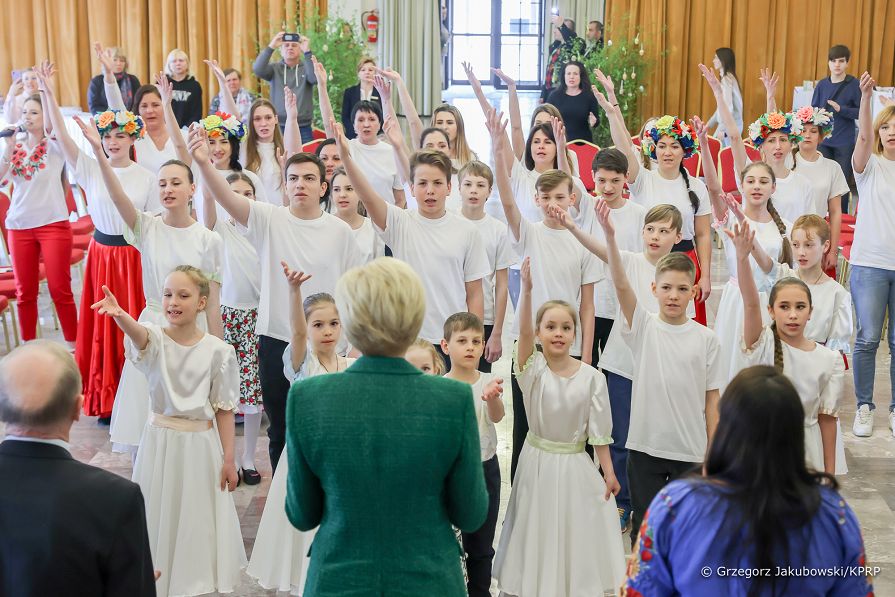 08__Agata_Kornhauser_Duda_spotkanie_Pultusk_20220419_GJA_9562[1].jpg